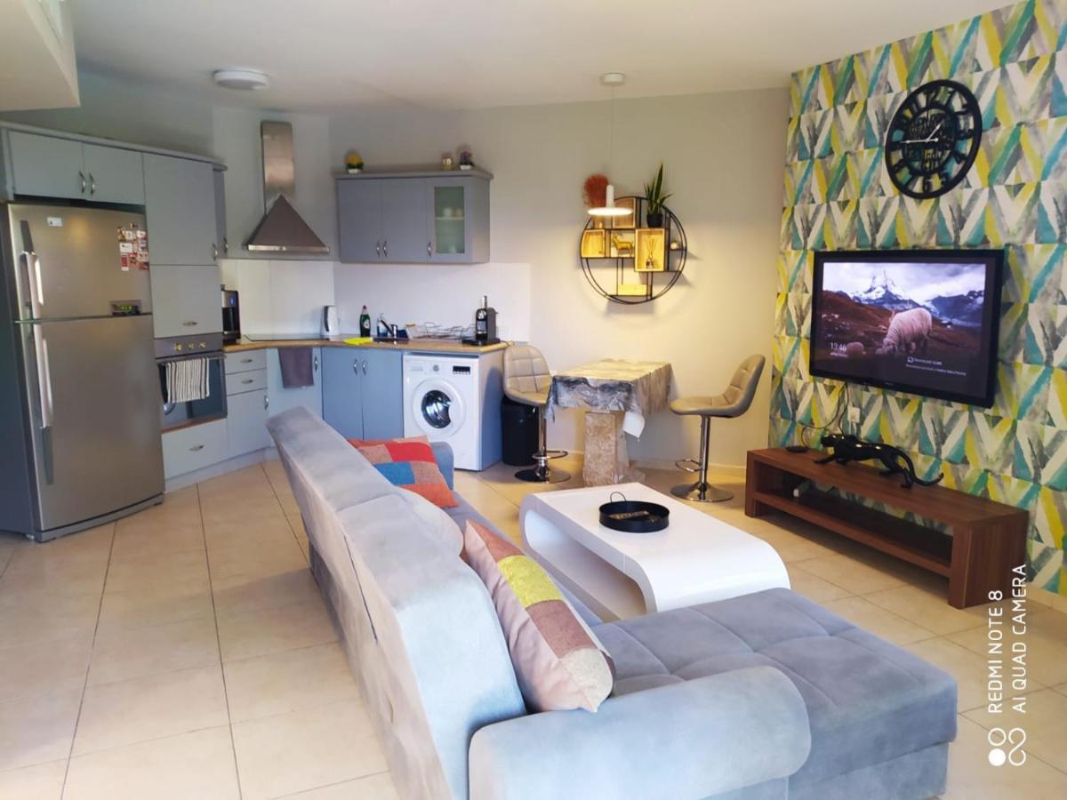 Apartment Amdar Village With Garden Ейлат Екстериор снимка